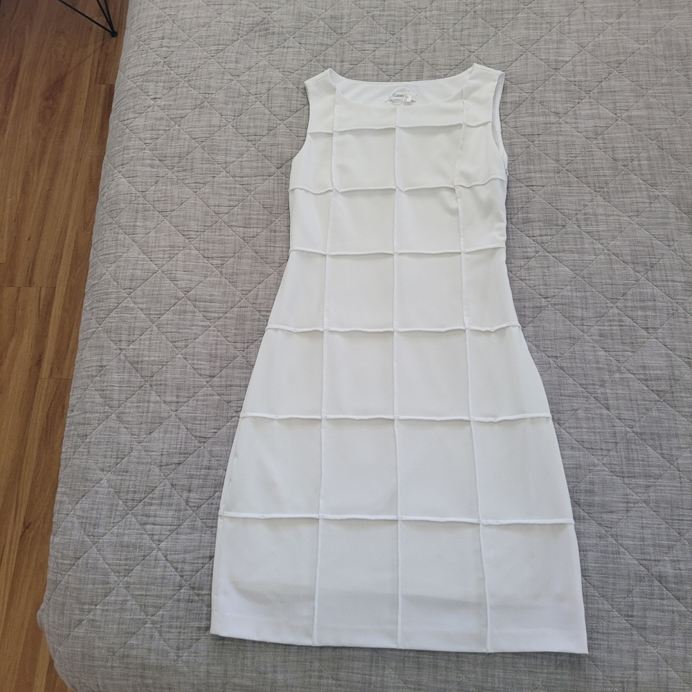 CALVIN KLEIN CUTE WHITE DRESS